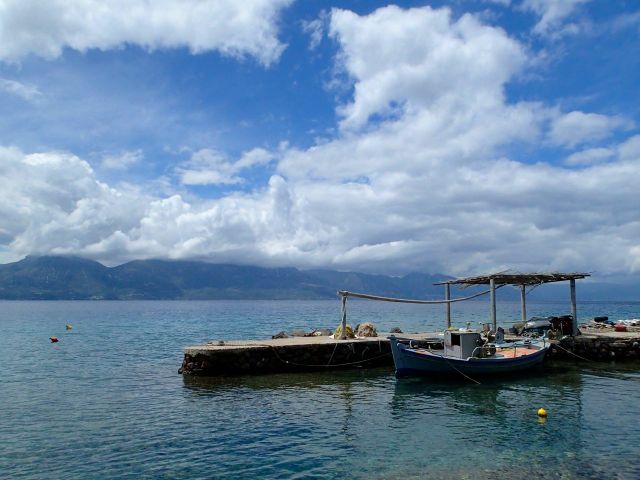 As the tourist season hasn't really started yet, most spots along Vathi's stretch of coast were deserted, which, perhaps, added to their appeal.