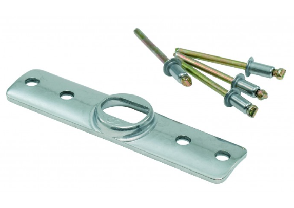 Selden's backing plates for the running backstays accept the company's T terminals.